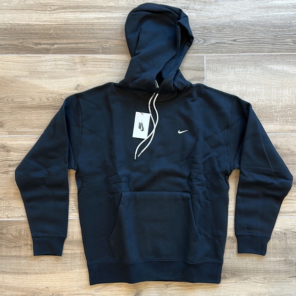 New W tags! Men’s Nike Hoodie Black Size Medium - Picture 3 of 5